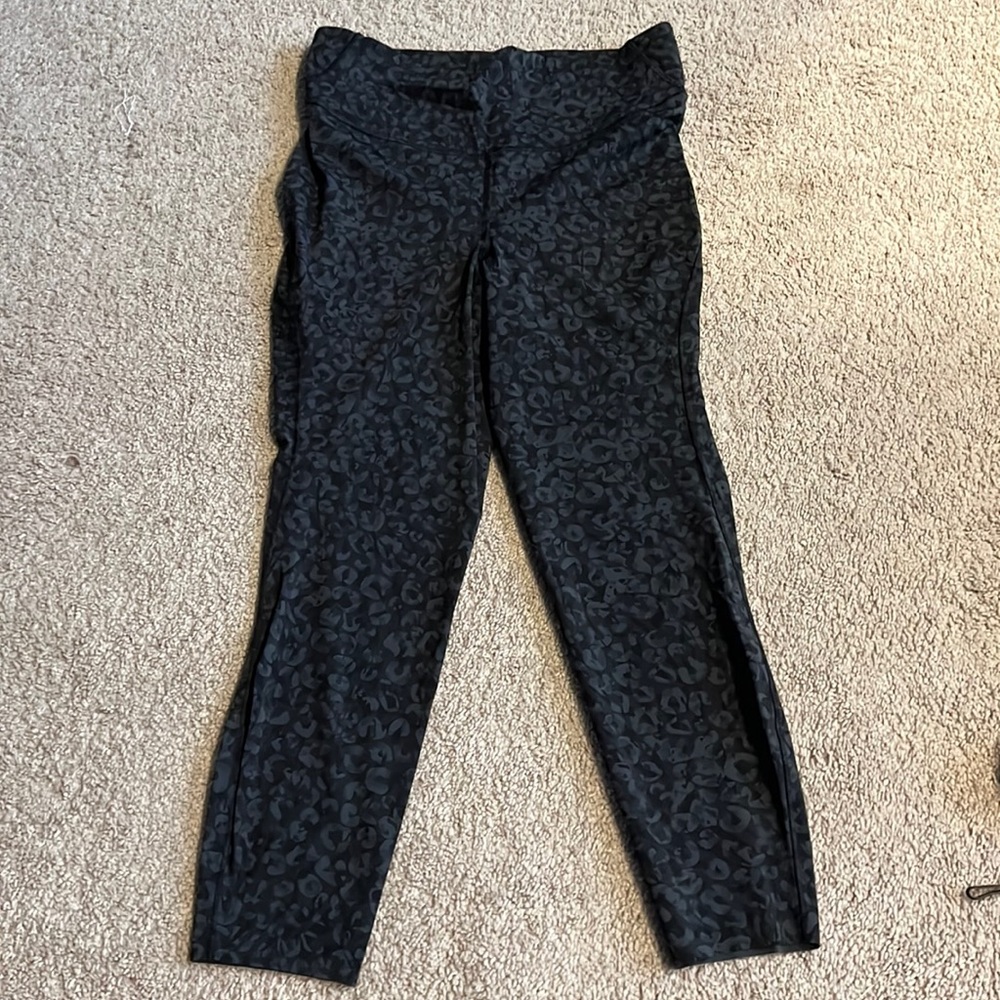 Lululemon cheetah print 10